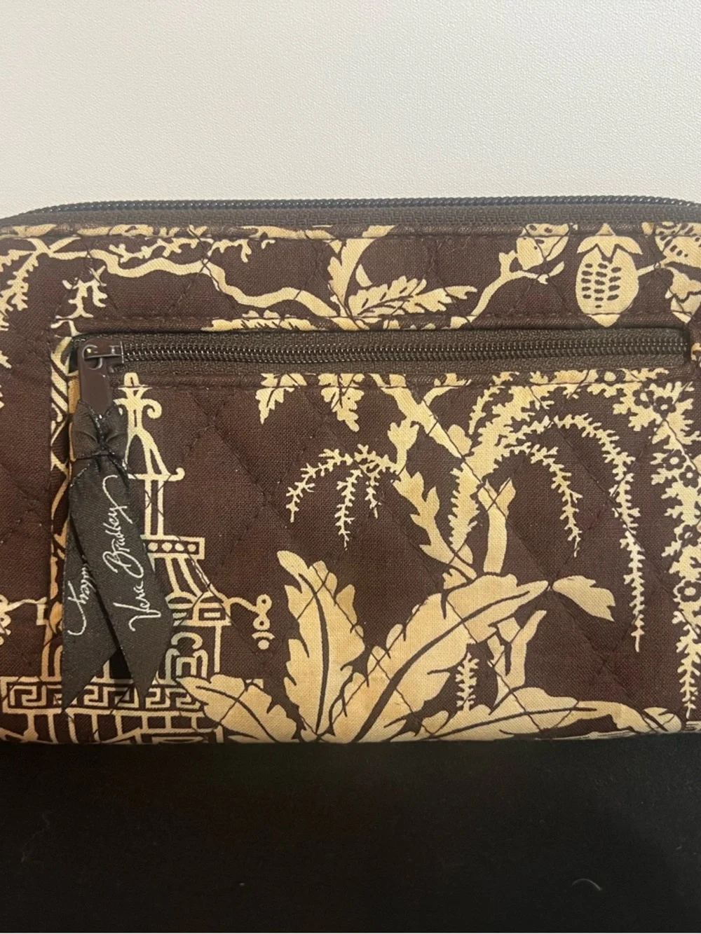 Vera Bradley Brown/Cream Zip Around Wallet in retired Imperial Pagoda Pattern - Picture 11 of 16